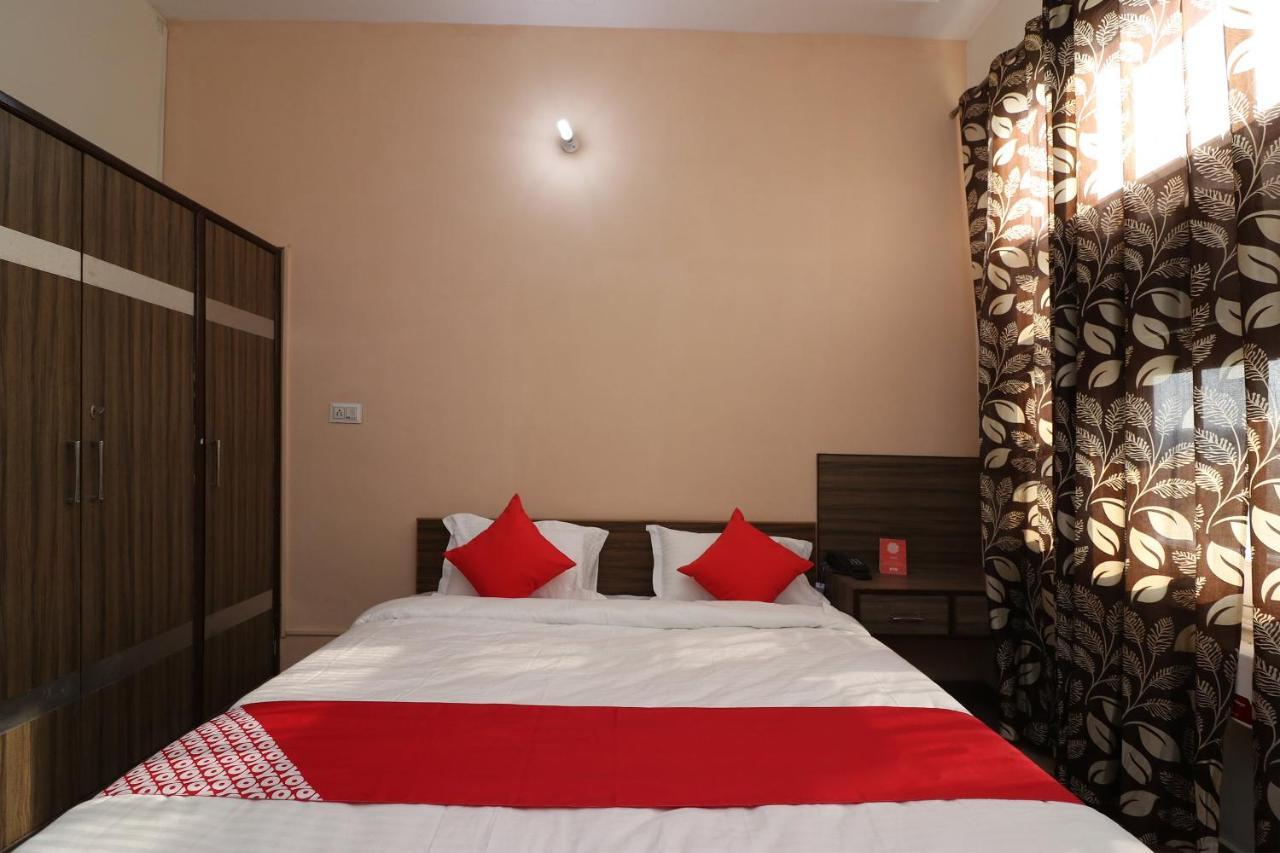Oyo Flagship Mann Bed And Breakfast Rajpura Exterior photo